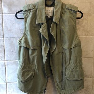 Madewell green cargo vest